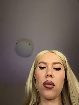 xDinnax live XXX chat
