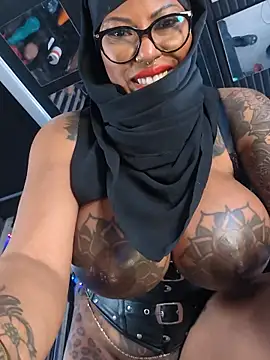 DarkDea's Live XXX Chat