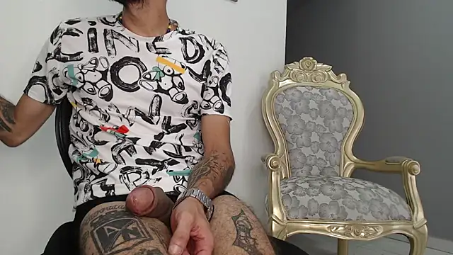 bigdick_monster1 Chat XXX live