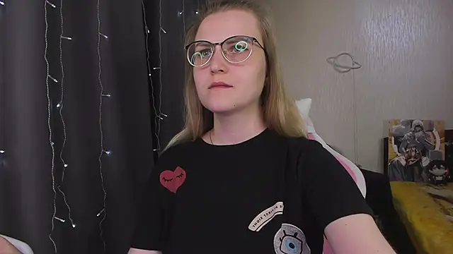 MissBrightShine's Live XXX Chat
