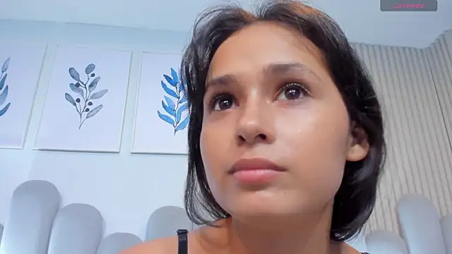 luly_dreams Chat XXX live