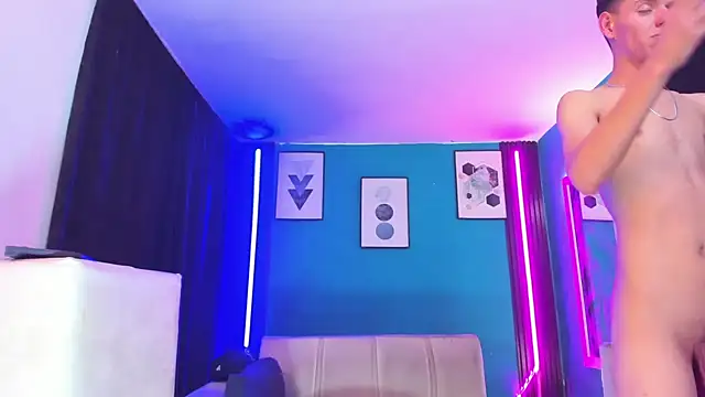 DesiresOfOlympus_ Adlı Modelin Canlı XXX Sohbeti