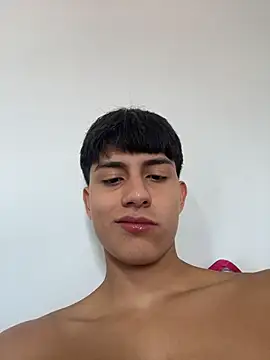 Lander_Cruz Live XXX-Chat