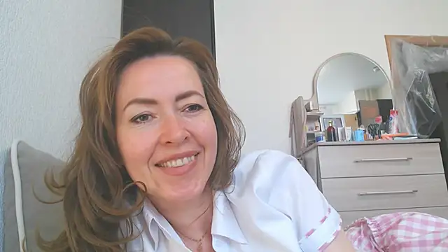NicoleEunice87 Pertunjukan Webcam