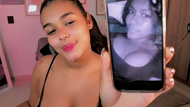 aleja_montiel__のライブXXXチャット