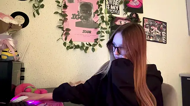 Sunshine_Kira Webcam show