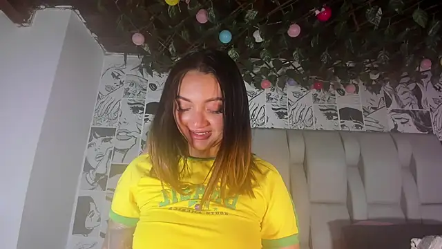 LucyRosse লাইভ XXX চ্যাট