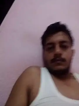 Chat +18 de dzboy1994 ao vivo