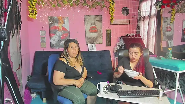 Czat XXX na żywo – lesbiancuple