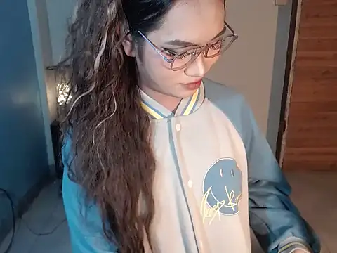 Sweet_kendall_xxx 网络视讯表演