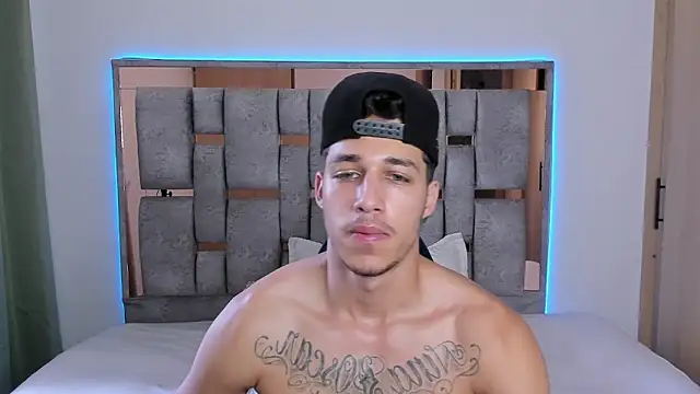orionblaze69_ Chat XXX in diretta