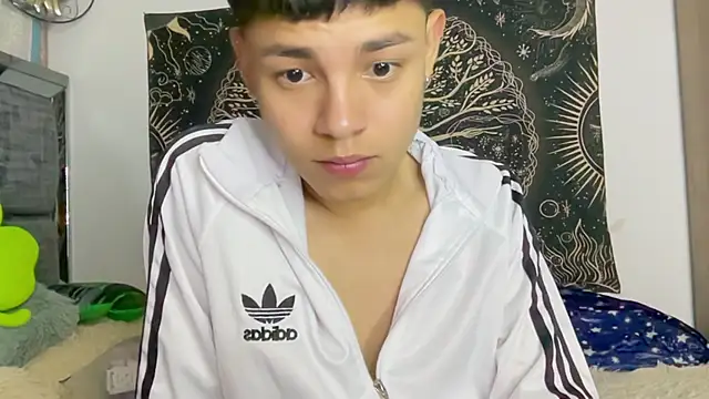 XXX chat uživo modela Andy_Belier23