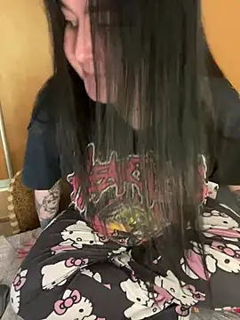 CassieLazy – Naživo XXX chat