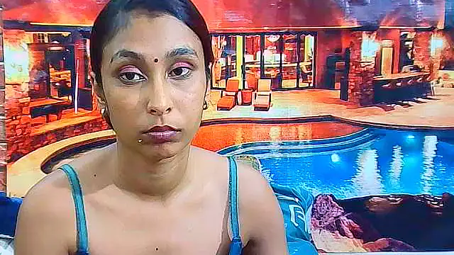 IndianSexyButt – Live XXX-chat