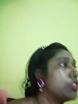 bannerjeesneha20 Show in webcam