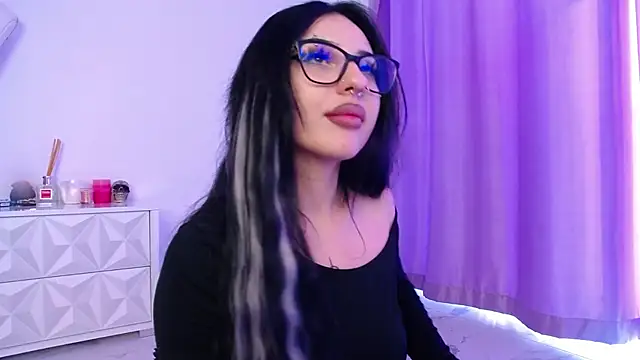 RavenFoxxy Webcam show