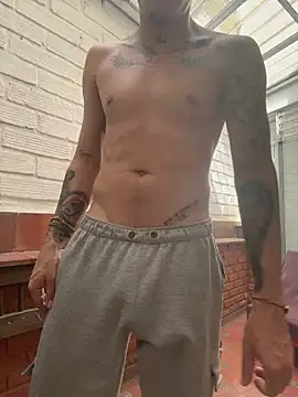 Онлайн чат XXX AlphaMasterXxx