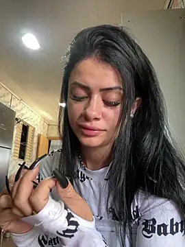 Show de belababyy na webcam