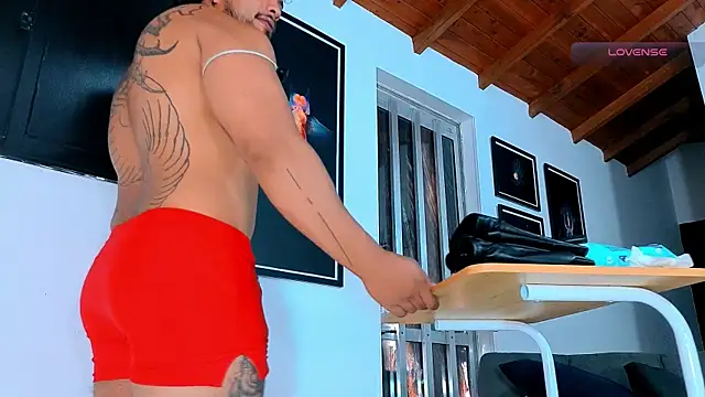 SilvaBranko's Live XXX Chat