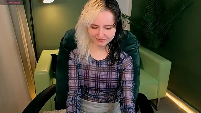 XXX chat uživo modela LinaVeritas