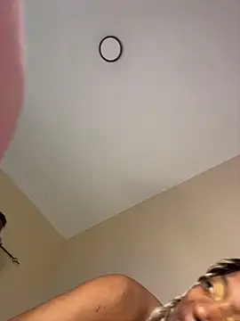 Chat +18 de JuicyJamaican ao vivo