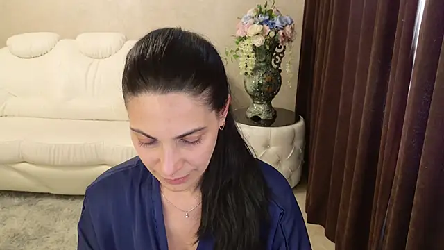 LovelyBeatrice's Live XXX Chat