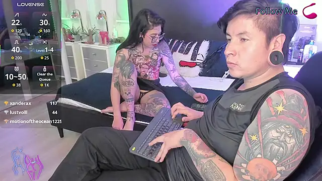 Chatroom XXX en direct de inkedsinners_