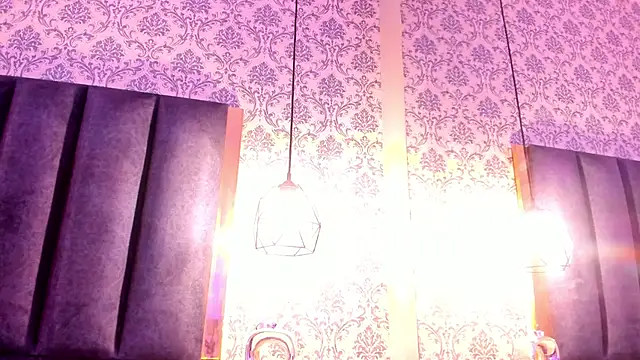 Chat +18 de Amyy_Carter ao vivo