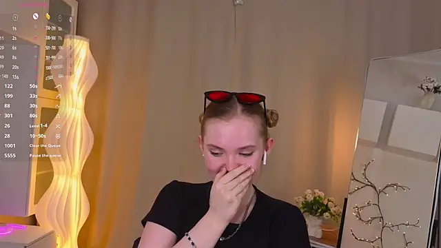 VallieFugate's Live XXX Chat