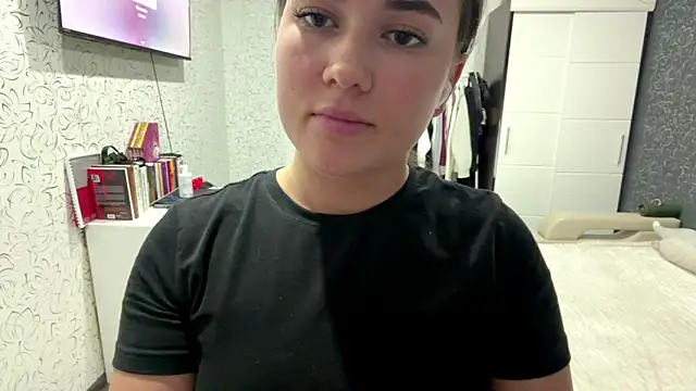 cuteshowyn Webbikameraesitys