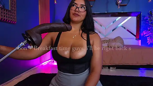 Ladyy_brownn's Live XXX Chat