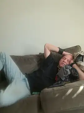yourMasterisBored Chat XXX in diretta