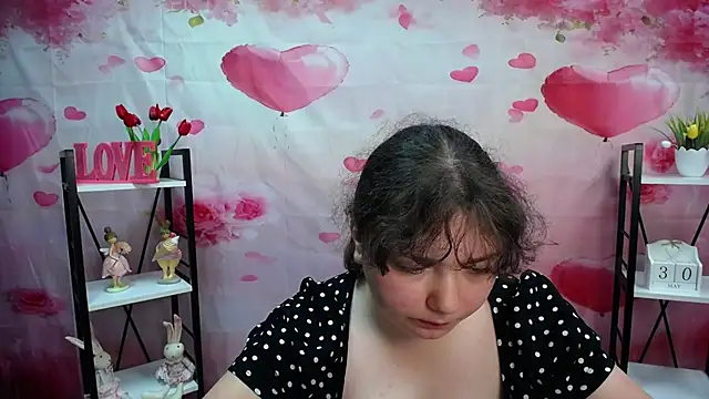 NeonilaLisova XXX чат на живо