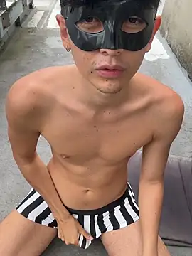 Chatroom XXX en direct de Liam_Moss