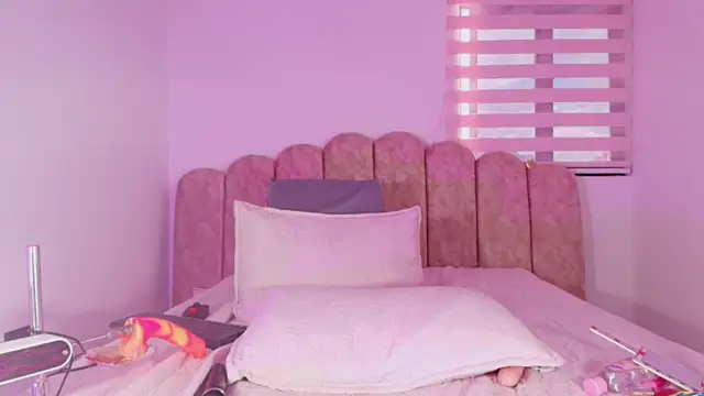 Malaia_thompson_'s Webcam Show