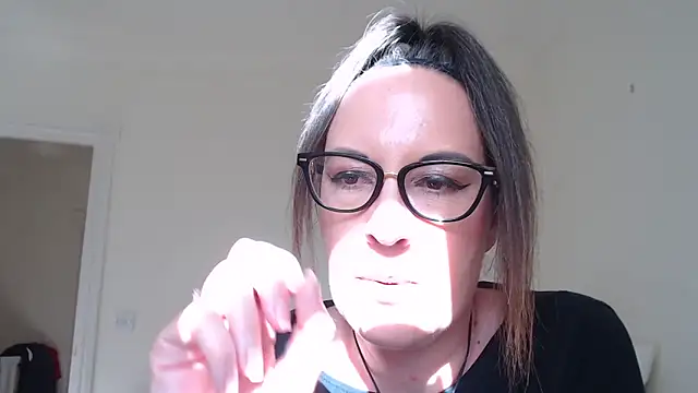 دردشة Humiliatrixxxx الجنسية المباشرة