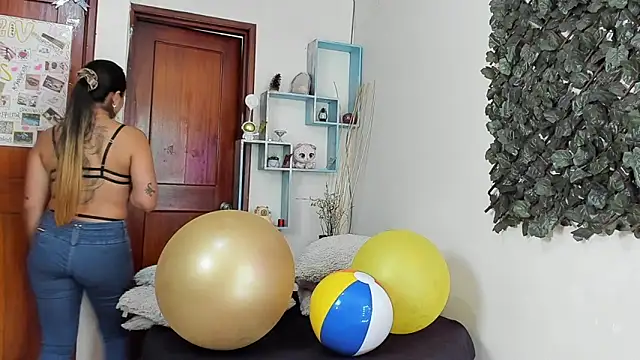 DestinyHills Live XXX-chat