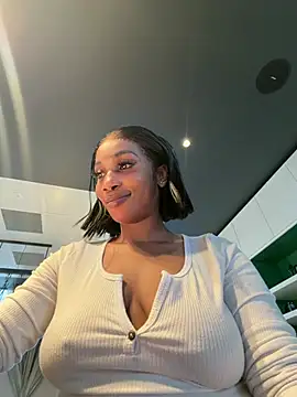 ___Nessan Live XXX chat