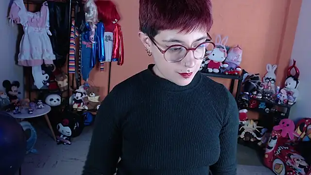 MissMiia2's Live XXX Chat