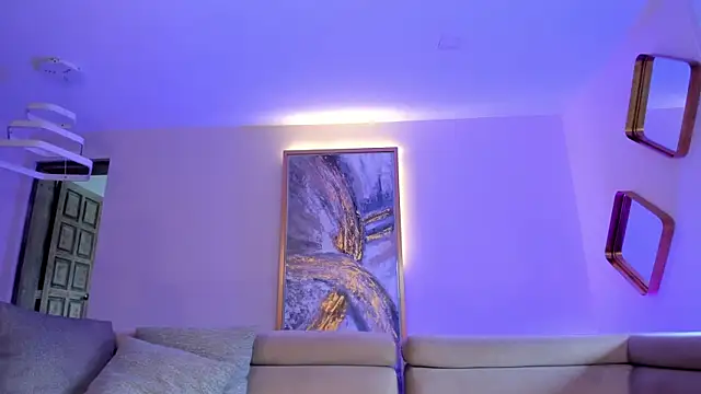 دردشة MaddyOwens الجنسية المباشرة