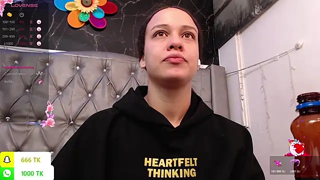 LAILAGUMMY – Live XXX-chat