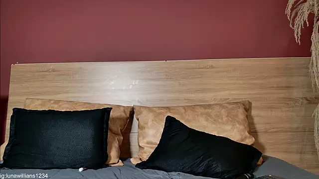 luna_willians' Live XXX Chat