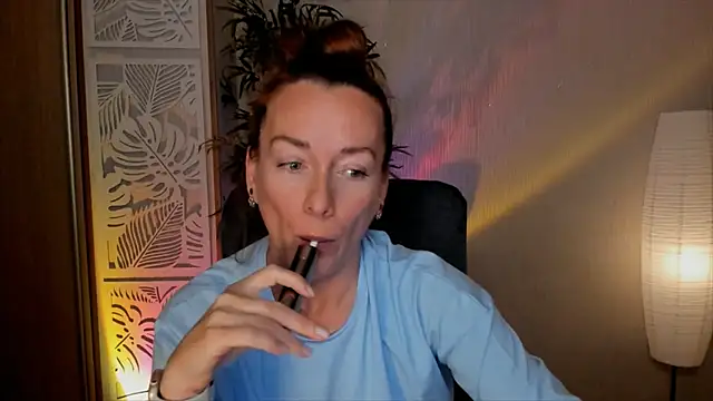 دردشة RebeccaMartinez الجنسية المباشرة