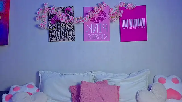 PerryKitty Show in webcam