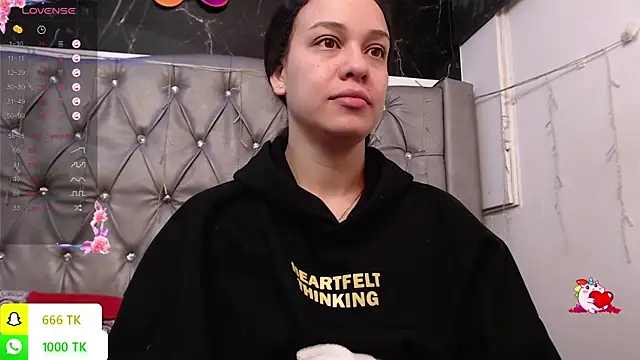 LAILAGUMMY Live XXX Chat