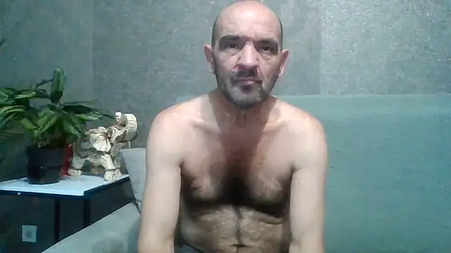 Show modela skorpibg65 na web-kameri