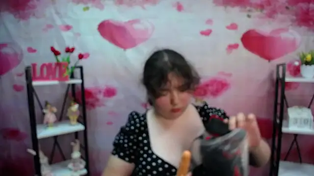 NeonilaLisova – Live XXX-chat