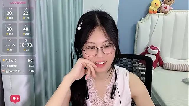 Chat XXX ao vivo de Luna-666