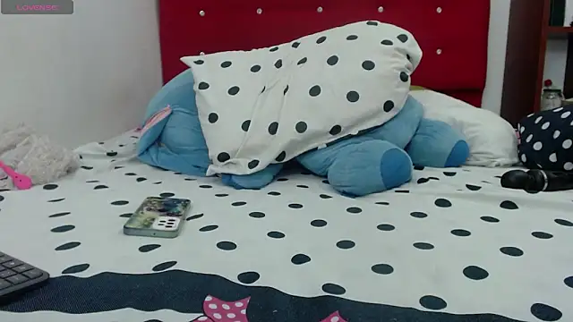 INDIAN_HORNY1 Live XXX-Chat