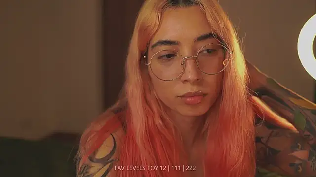 dearnina_'s Live XXX Chat